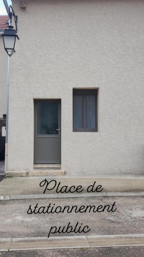 Appartement Le Moderne Ideal Pour Couples Et Professionnels Ornans Exteriér fotografie